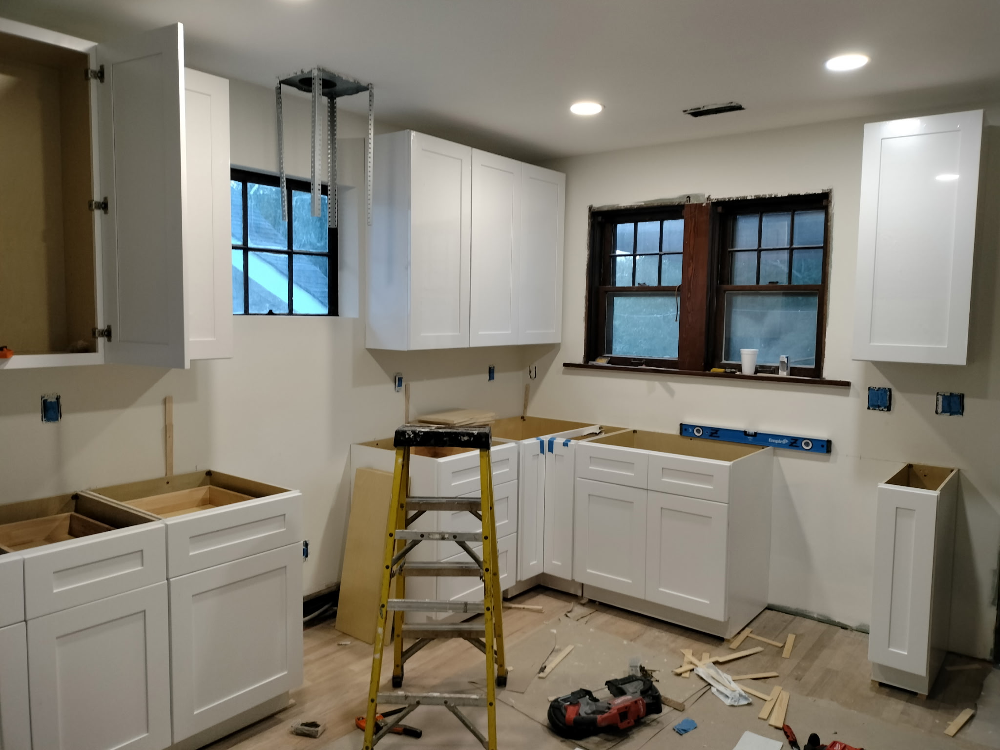 Kitchen Cabinet Installation